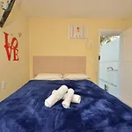 Estudio Com Piscina No Corrego Grande N781