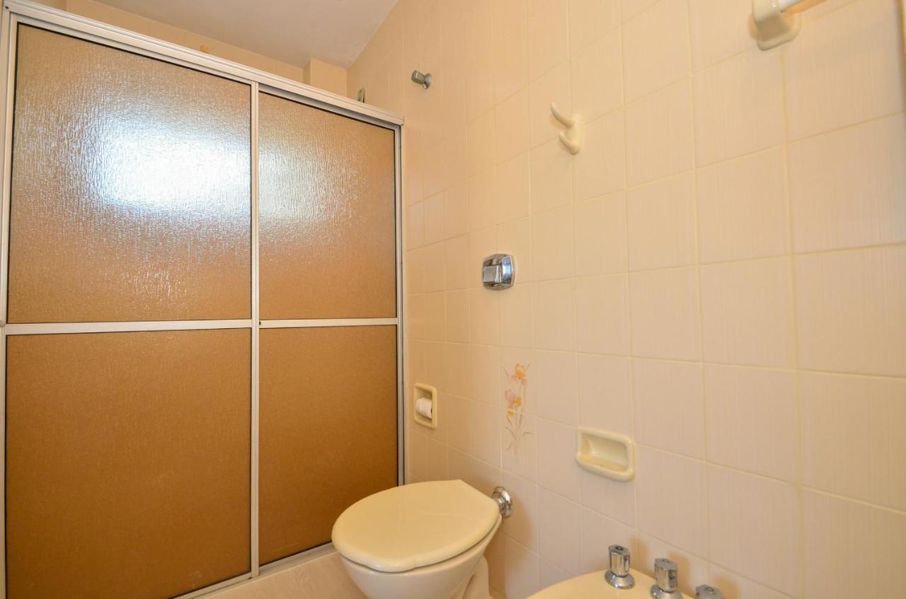 Estudio Com Piscina No Corrego Grande N781 *