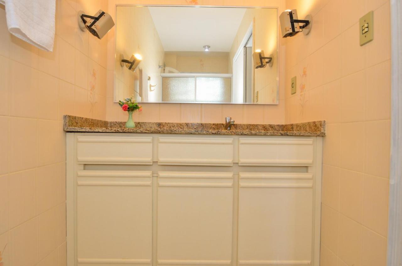 Estudio Com Piscina No Corrego Grande N781